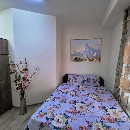 بيشكيك Da! Hotel المظهر الخارجي الصورة