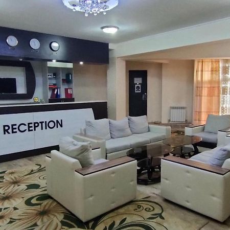 بيشكيك Da! Hotel المظهر الخارجي الصورة