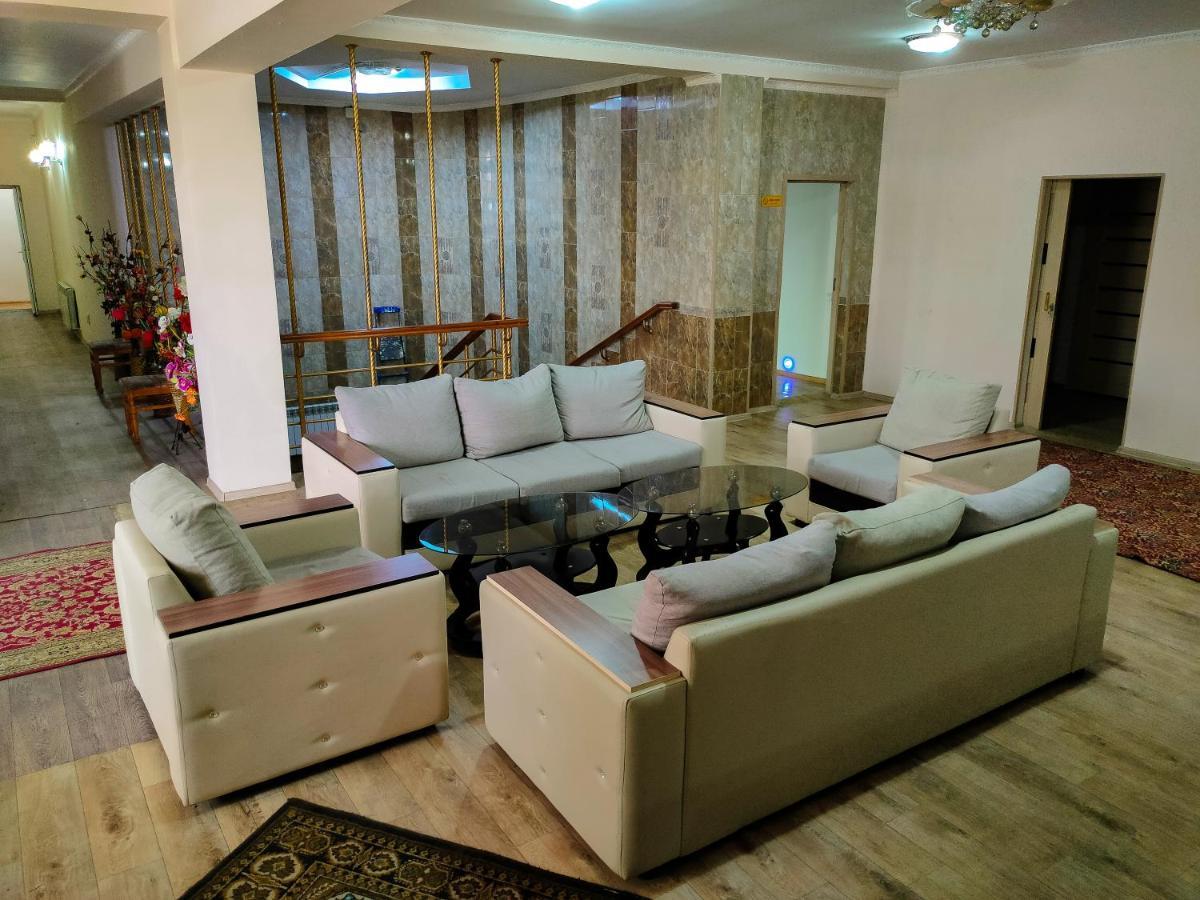 بيشكيك Da! Hotel المظهر الخارجي الصورة